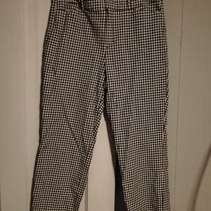 Old Navy Black and White Checkered Ankle Pants